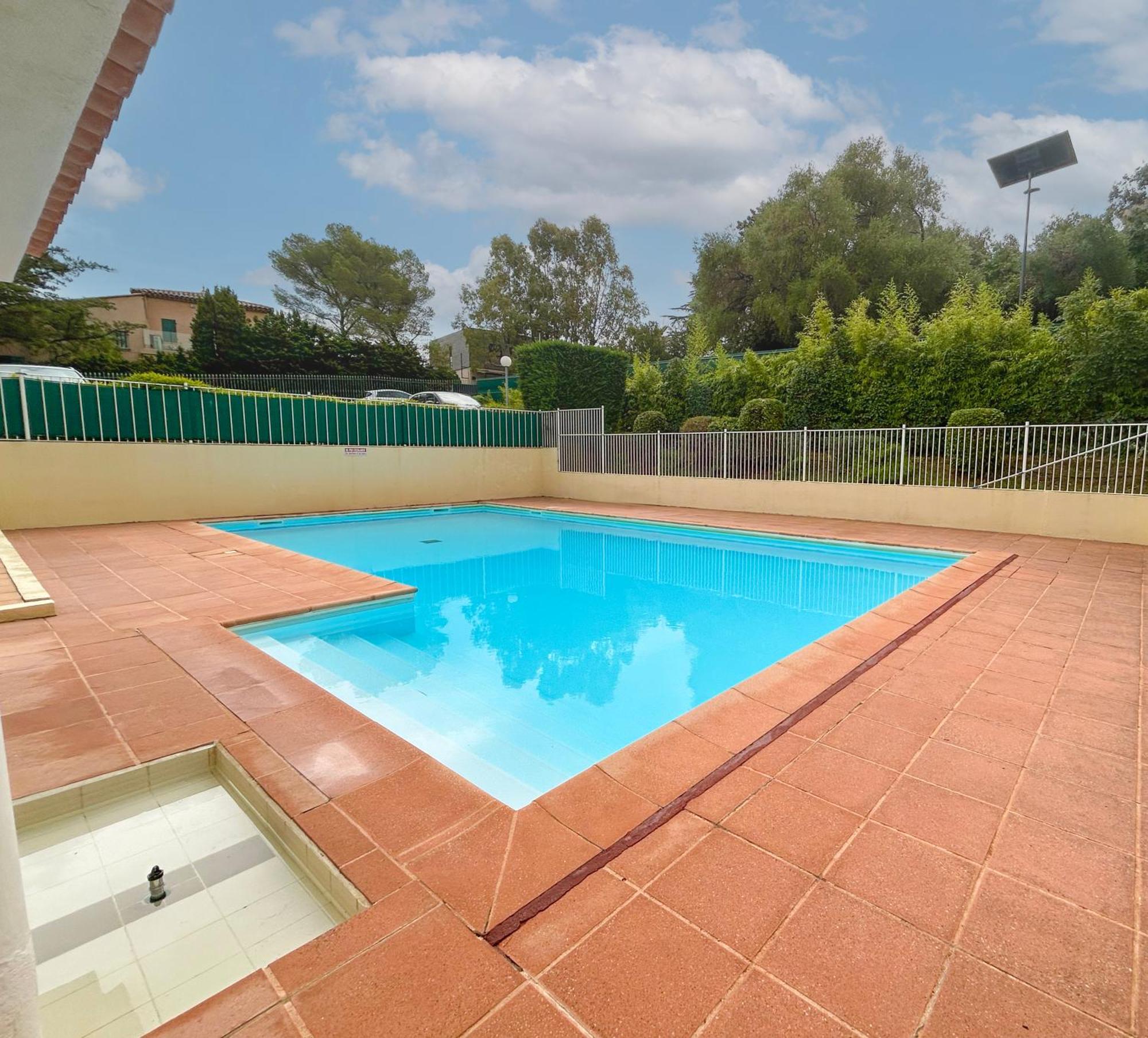 Balcon, Parking, Piscine Et Clim' A 2 Pas Du Port Santa Lucia